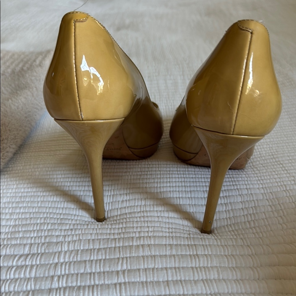 Jimmy Choo Nude Peep Toe Pumps - Picture 4 of 5